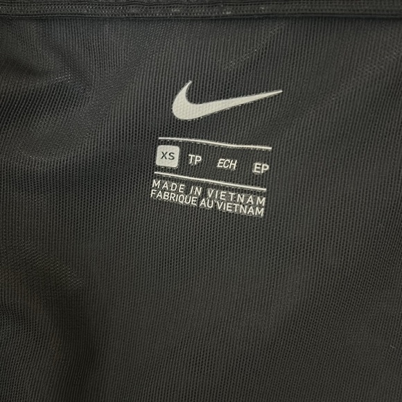 Nike Shield Flash Weather Resistant Hooded Full Zip Running Jacket Black/Grey XS - Picture 10 of 16